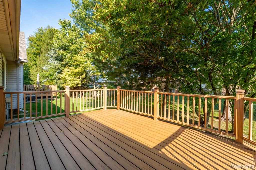41225 Greenspire Drive, Clinton Twp, MI 48038 — Photo 35