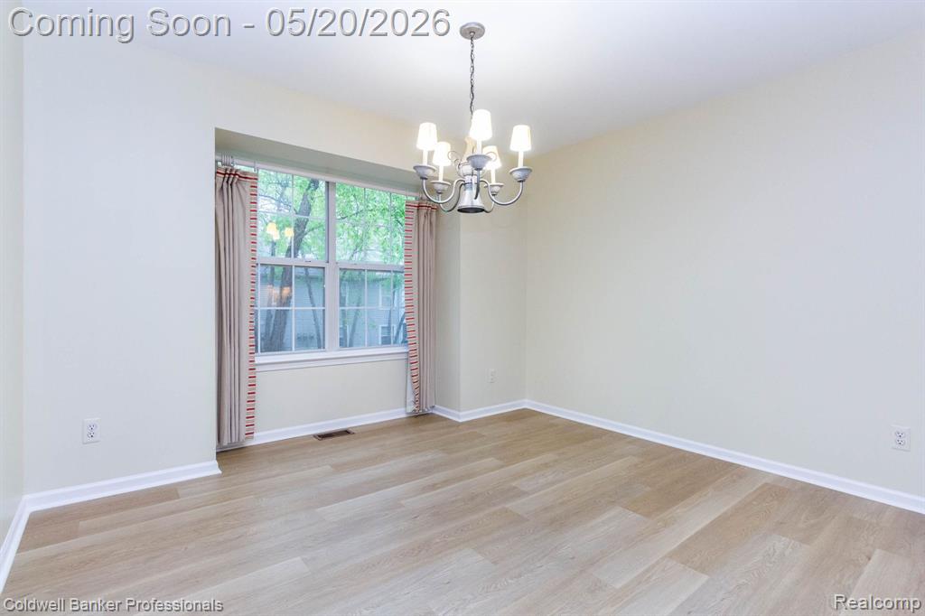 1093 Fairways Boulevard, Troy, MI 48085 — Photo 9