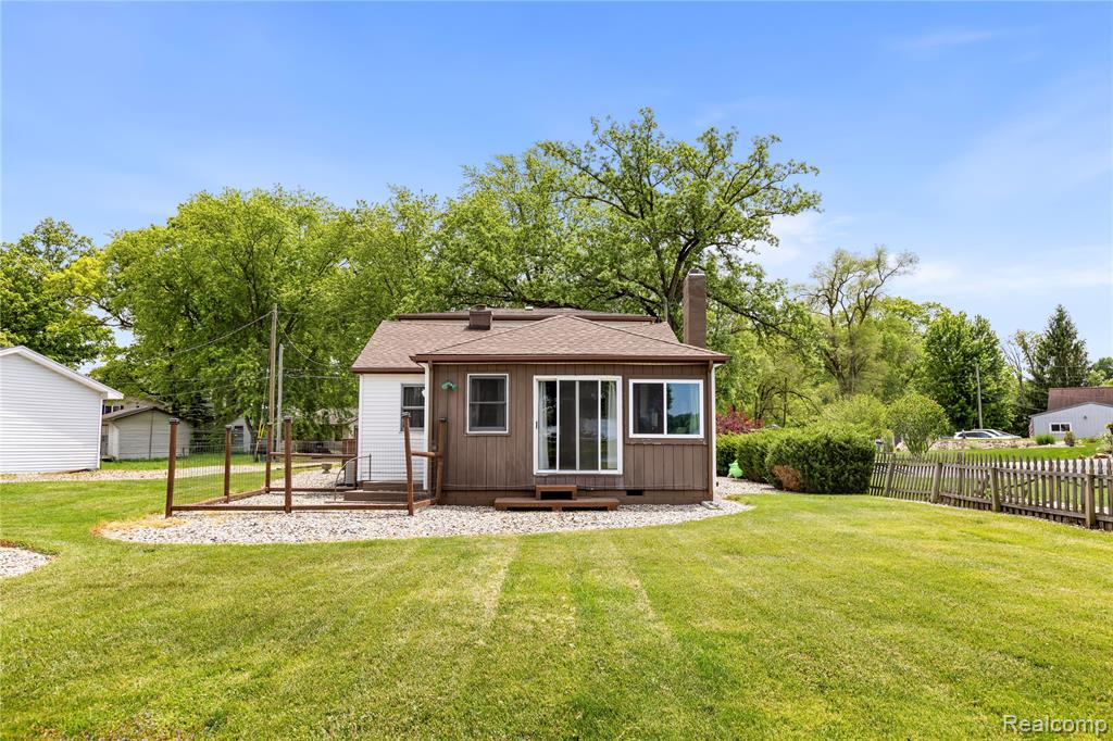530 Roby Beach Drive, Coldwater, MI 49036 — Photo 7