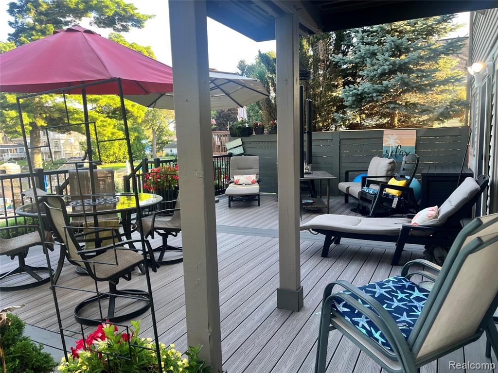 1325 Beach Drive, Orion, MI — Photo 33
