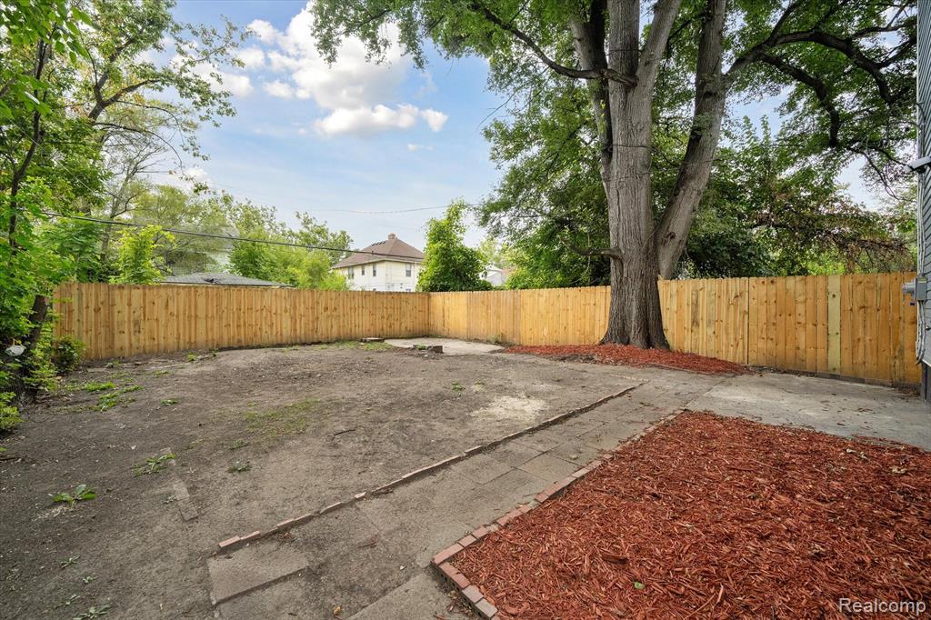 5555 Pacific, Detroit, MI 48204 — Photo 31