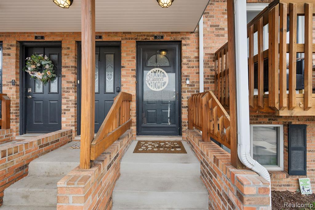 243 Pinewood Circle, Plymouth, MI 48170 — Photo 6