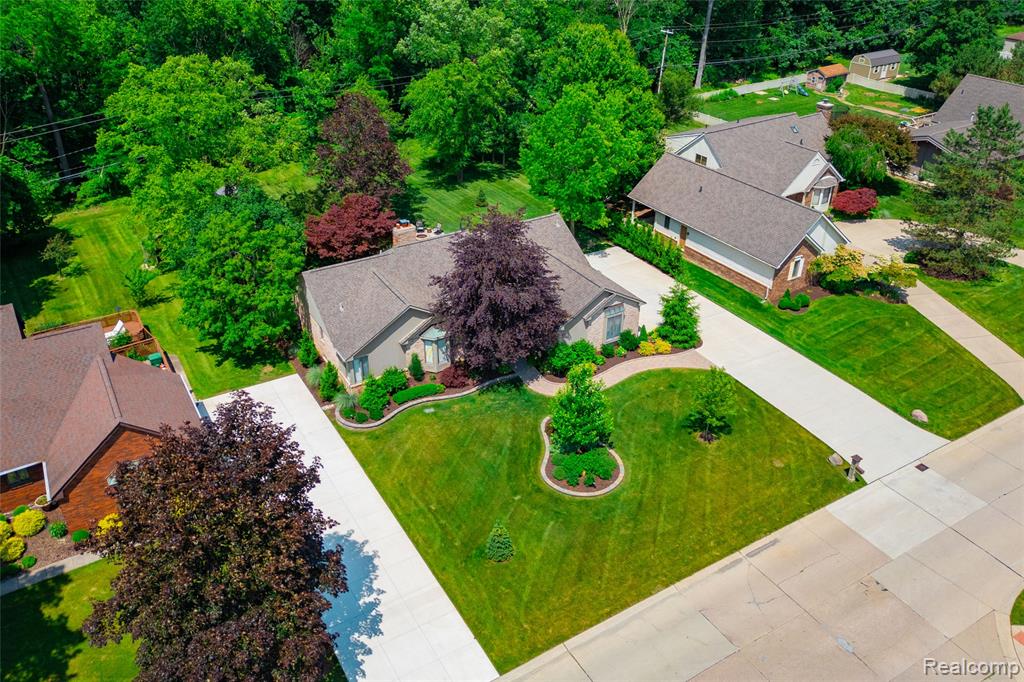 9158 Manchester Boulevard, Grosse Ile, MI 48138 — Photo 43