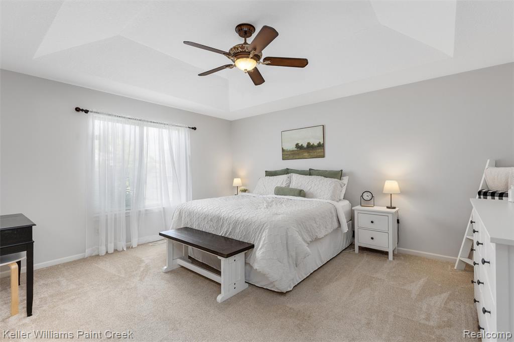 7537 Waterfall Drive, Grand Blanc, MI 48439 — Photo 16