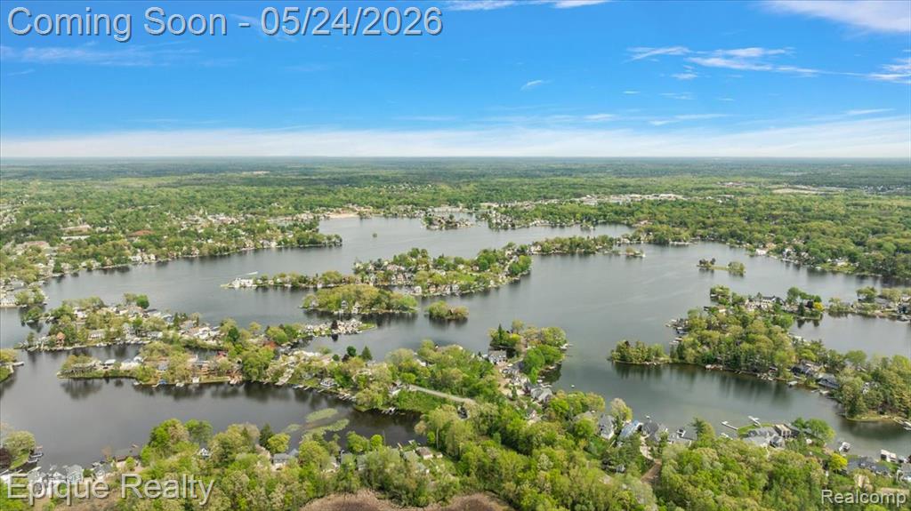 36 Highland Avenue, Lake Orion, MI 48362 — Photo 16