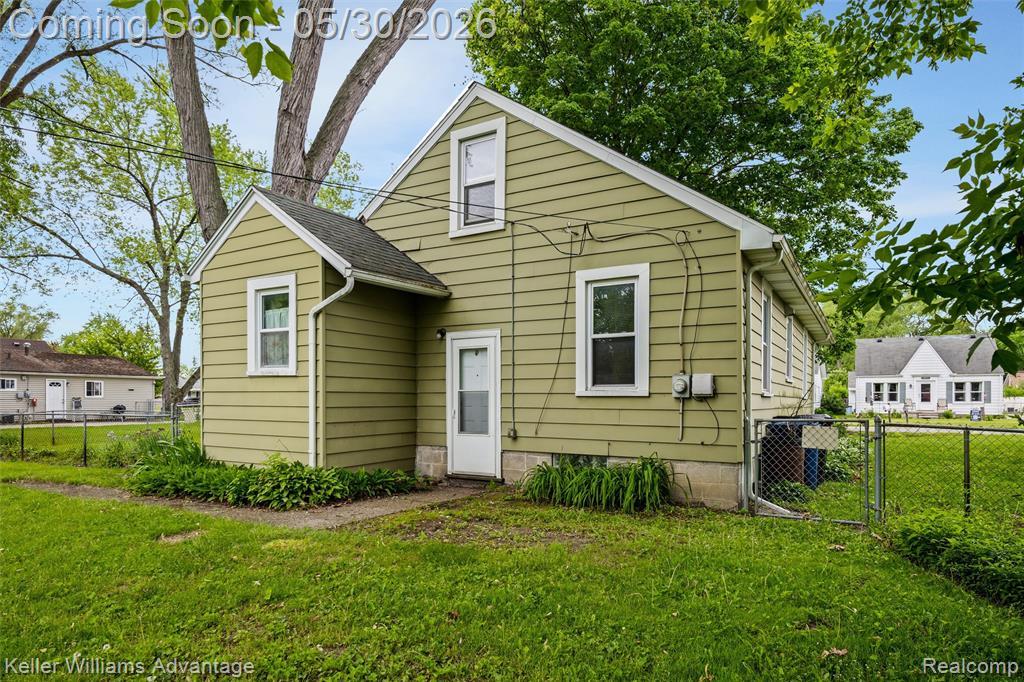 19302 Negaunee, Redford, MI 48240 — Photo 27