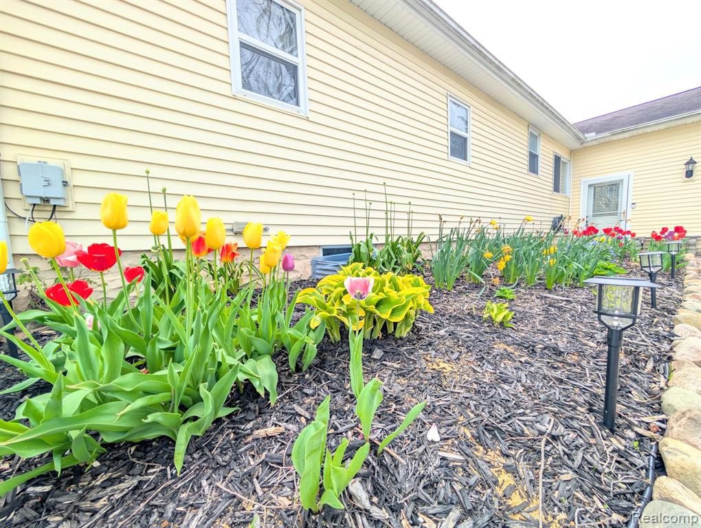 2278 Chapin Street, Grand Blanc, MI 48439 — Photo 27