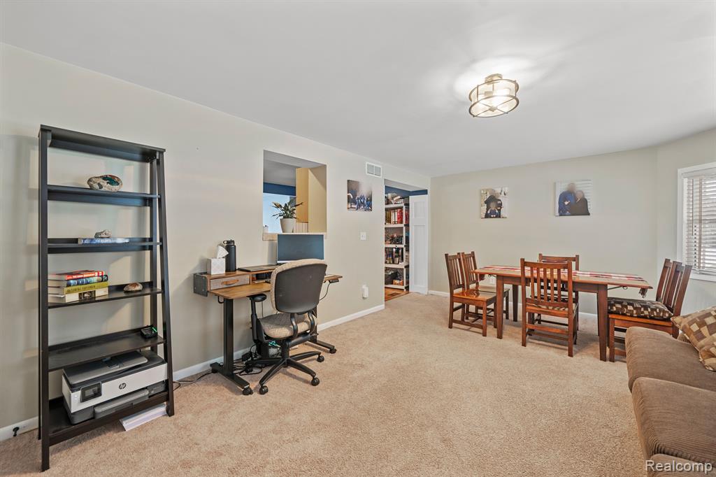 7249 MOHAWK Street, Westland, MI — Photo 15