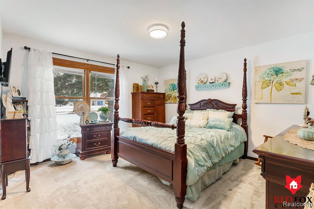 751 WILLIAMSBURG Drive, Caro, MI 48723 — Photo 20