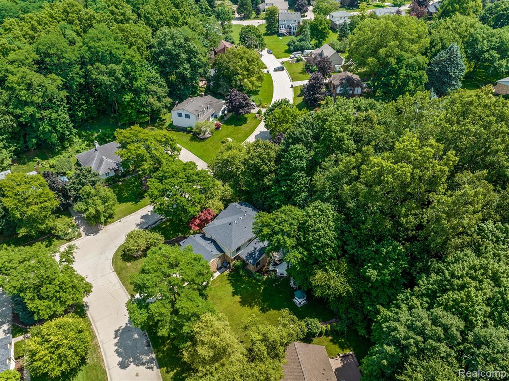 42063 Crestview Circle, Northville, MI 48168 — Photo 43