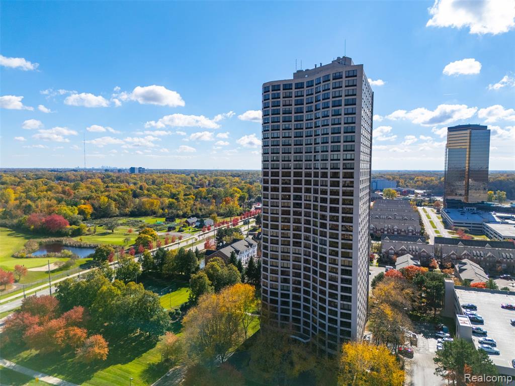 5000 Town Center Center, 306, Southfield, MI 48075 — Photo 23
