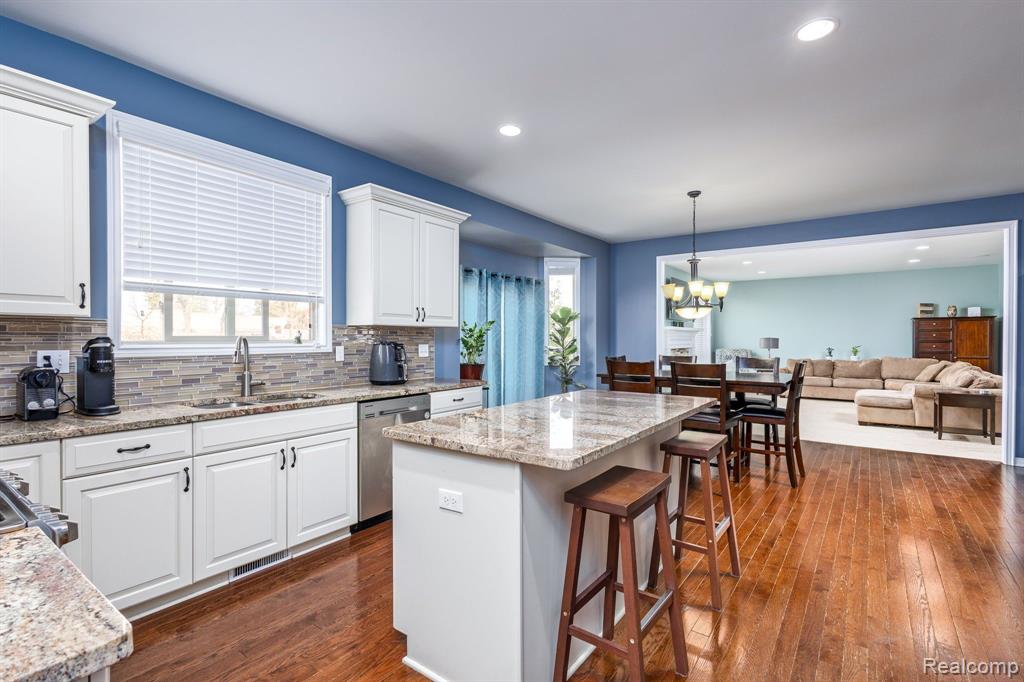 7391 PARK TERRACE Lane, Shelby Twp, MI 48317 — Photo 18