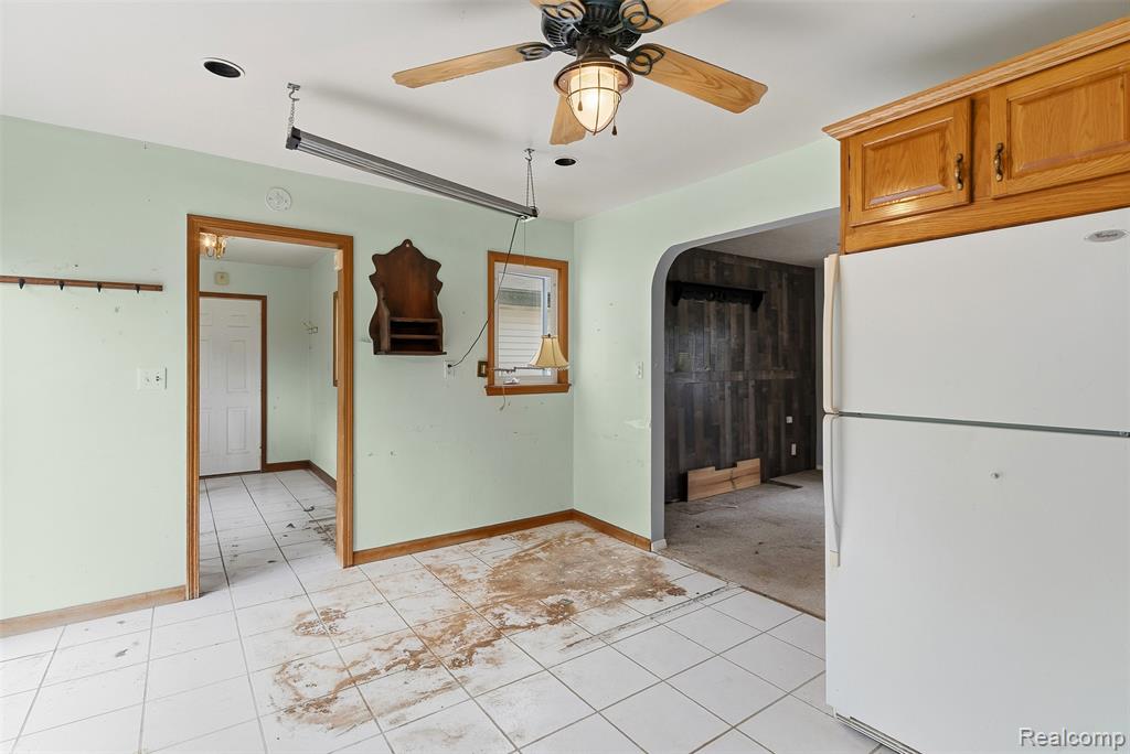 5121 Lippincott Boulevard, Burton, MI 48519 — Photo 16