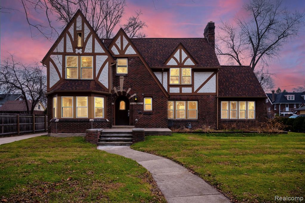 520 FISKE Drive, Detroit, MI 48214 — front exterior