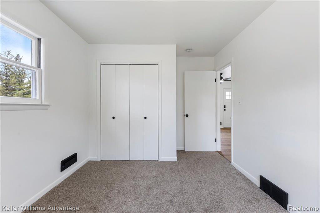 538 HENDRICKSON Boulevard, Clawson, MI — Photo 23