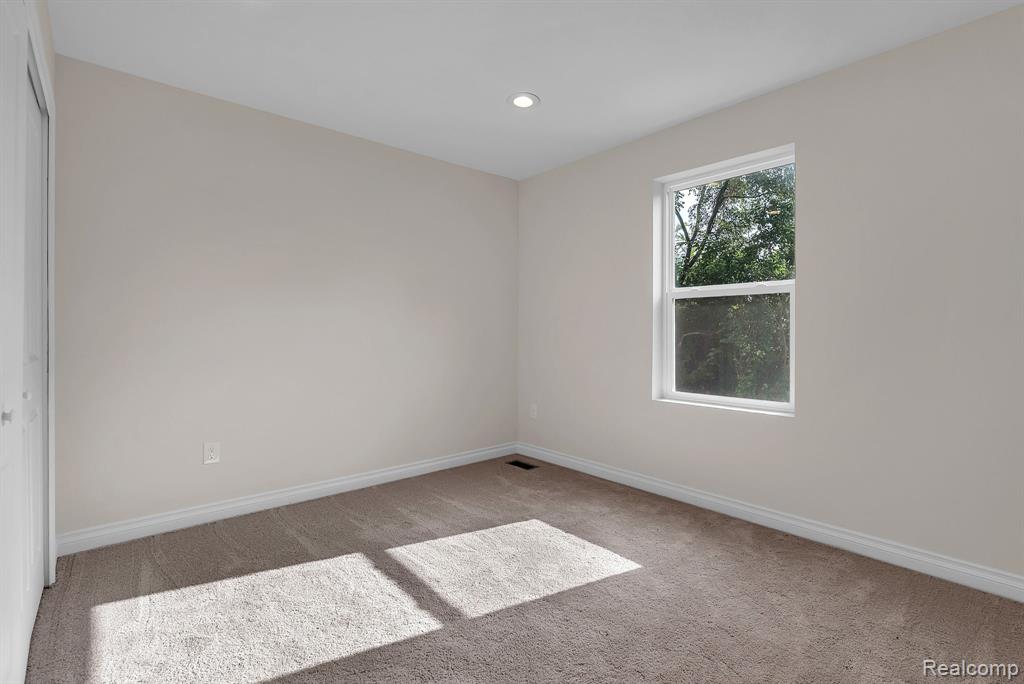 6371 Loraine Street, Romulus, MI 48174 — Photo 20