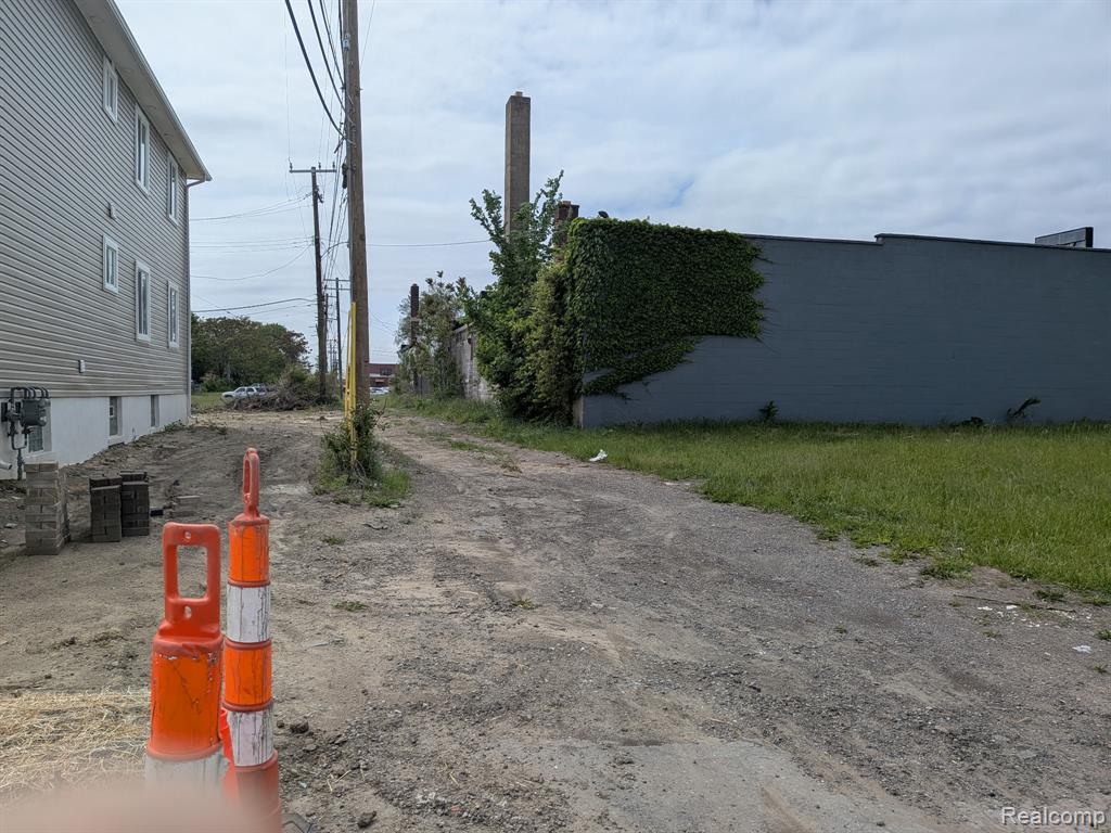 7009 W Chicago, Detroit, MI 48204 — Photo 3