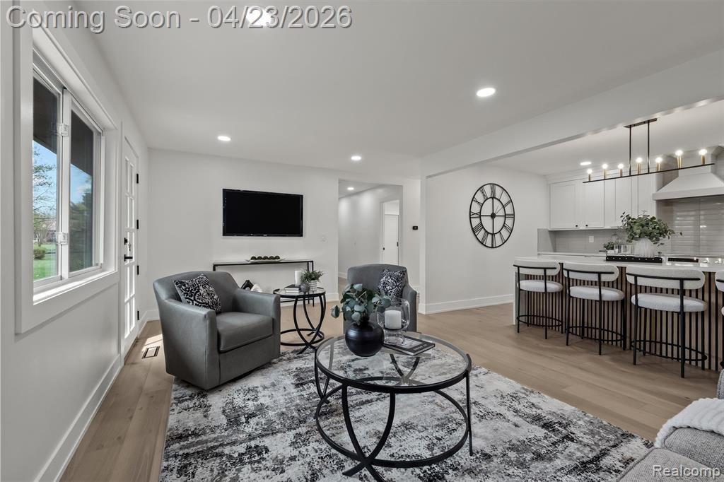 6800 Crestway Drive, Bloomfield Hills, MI 48301 — Photo 7