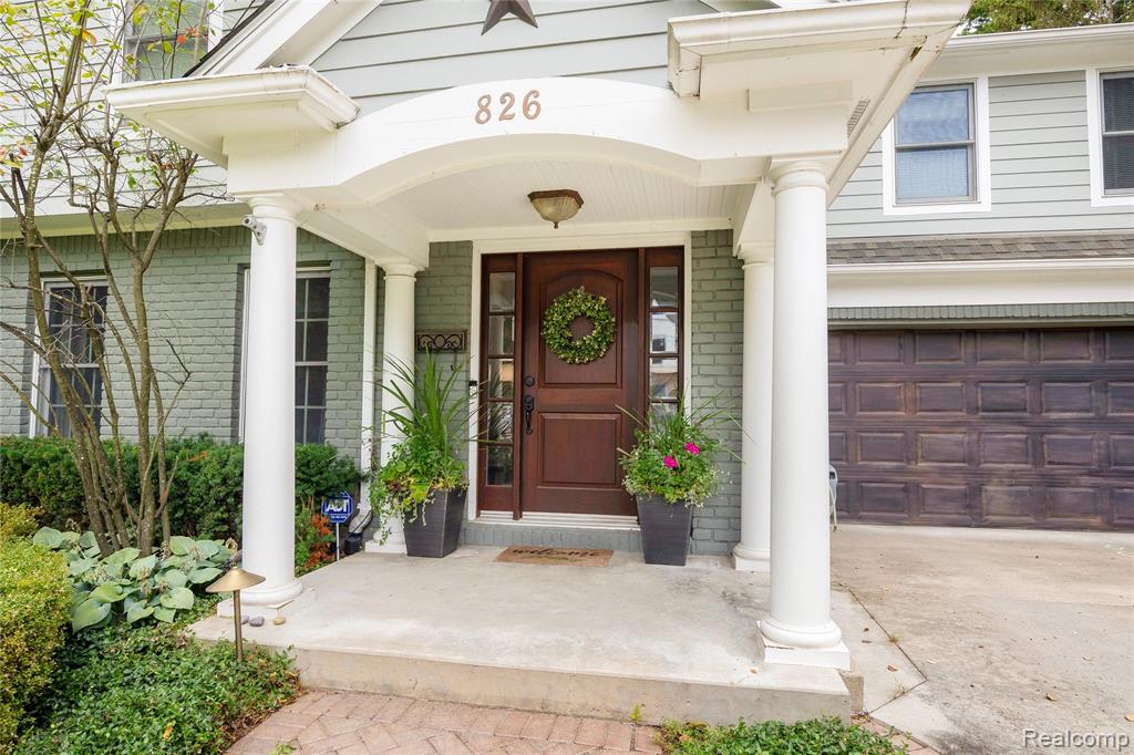 826 Larchlea Drive, Birmingham, MI 48009 — Photo 5