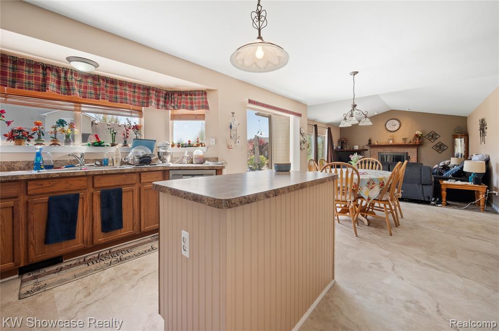 58767 Hunters Court, South Lyon, MI 48178 — Photo 13