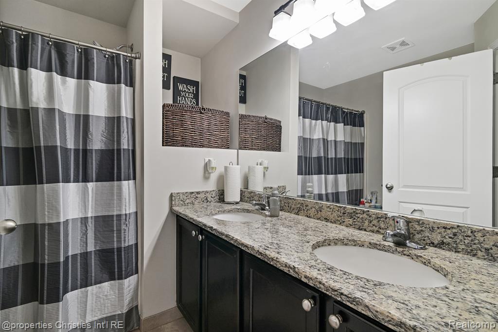 24353 BROMPTON Way, South Lyon, MI 48178 — Photo 41
