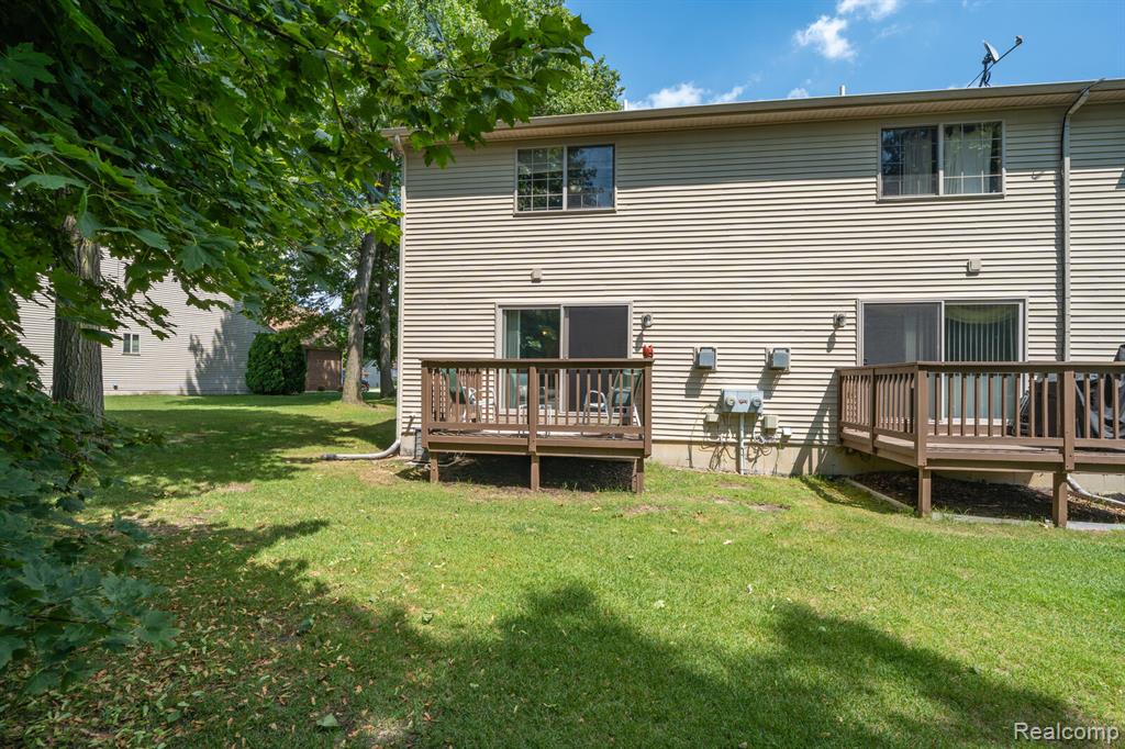 7183 Magnolia Lane, Waterford, MI 48327 — Photo 20