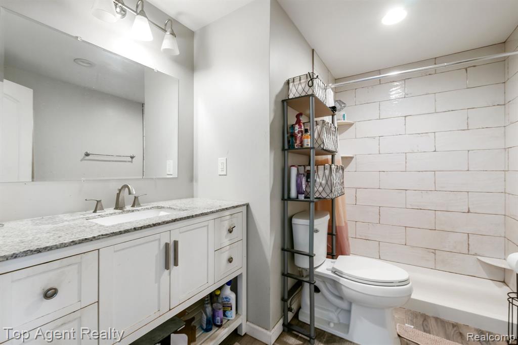 9903 Ruth Avenue, Allen Park, MI 48101 — Photo 15