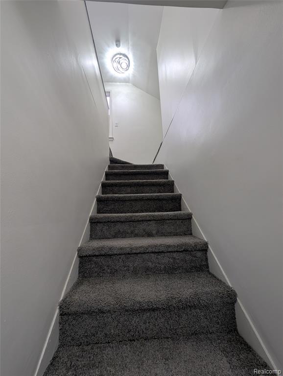 8459 Pierson Street, Detroit, MI 48228 — Photo 23