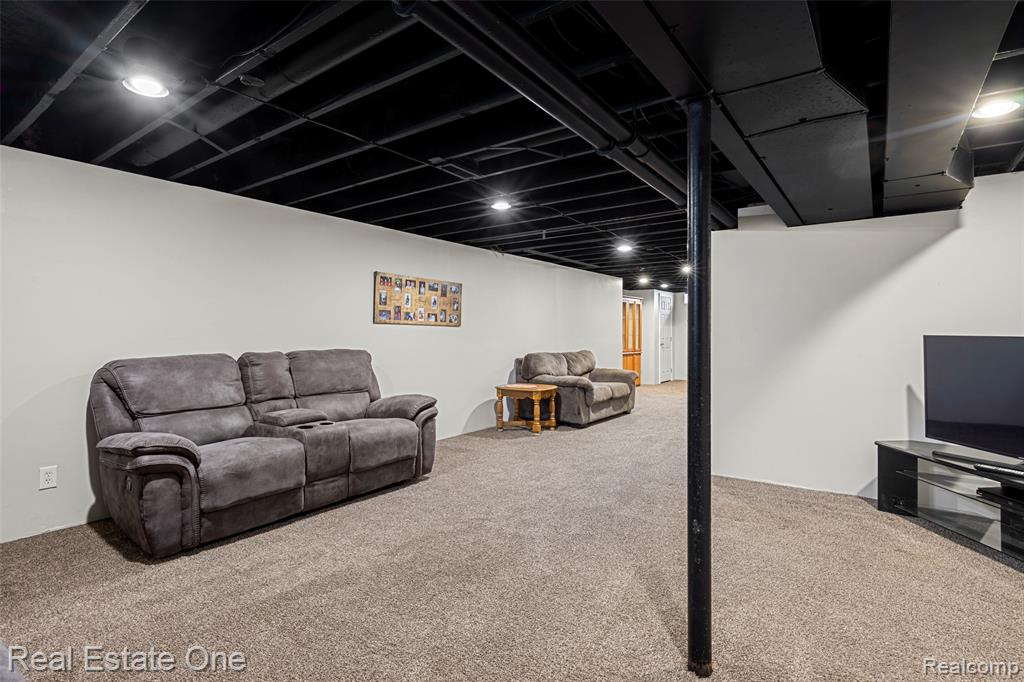 1194 Paddington Road, Canton, MI 48187 — Photo 24