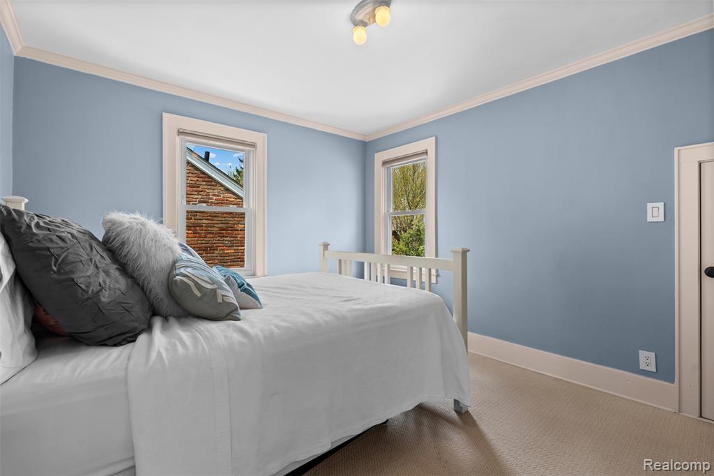 414 Cloverly Road, Grosse Pointe Farms, MI 48236 — Photo 38