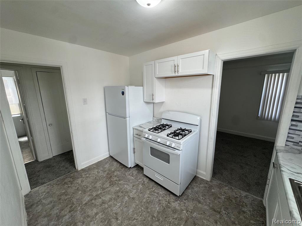 16854 Lesure Street, Detroit, MI 48235 — Photo 10