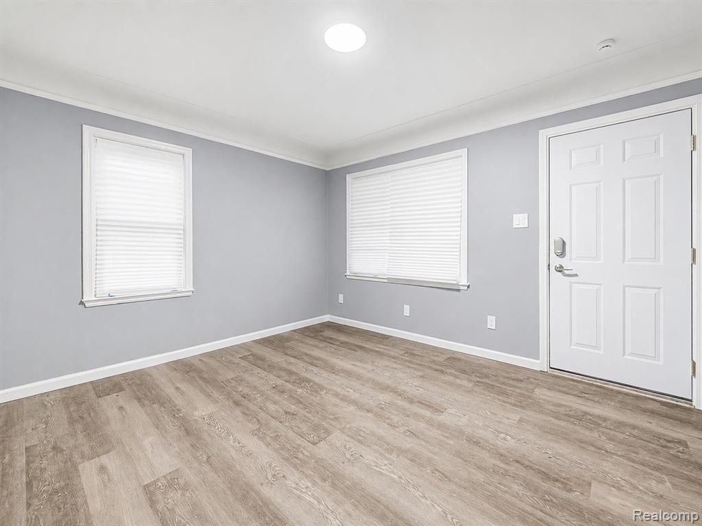 12582 Duchess Street - Photo 3
