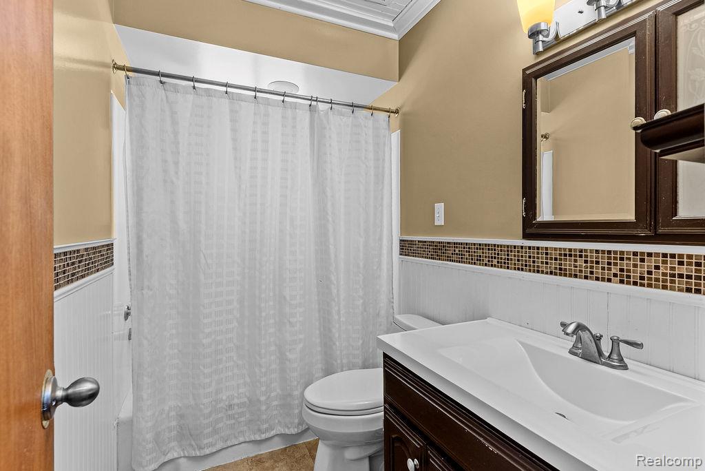 4277 Ashlawn Drive, Flint, MI 48507 — Photo 19