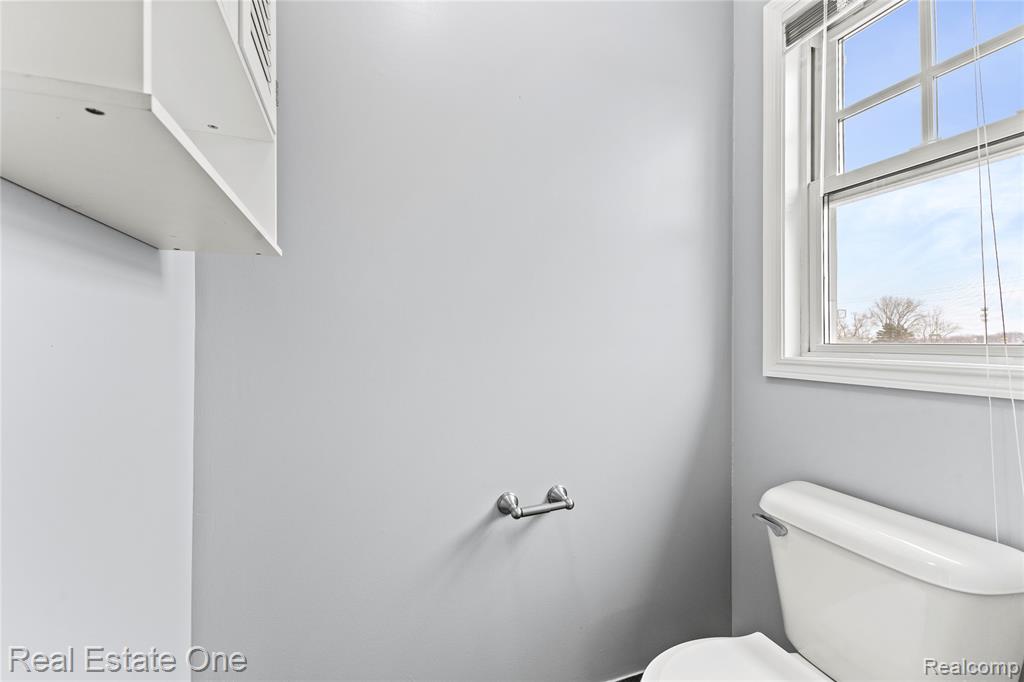3939 Forester Boulevard, Auburn Hills, MI 48326 — Photo 28