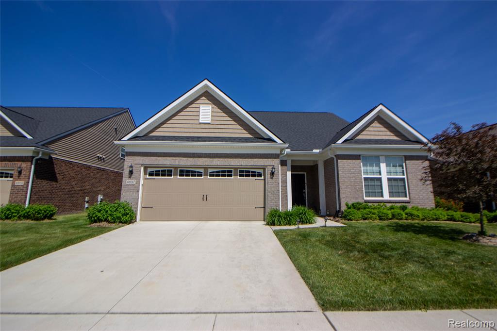 4897 Mayer St, Canton, MI 48188