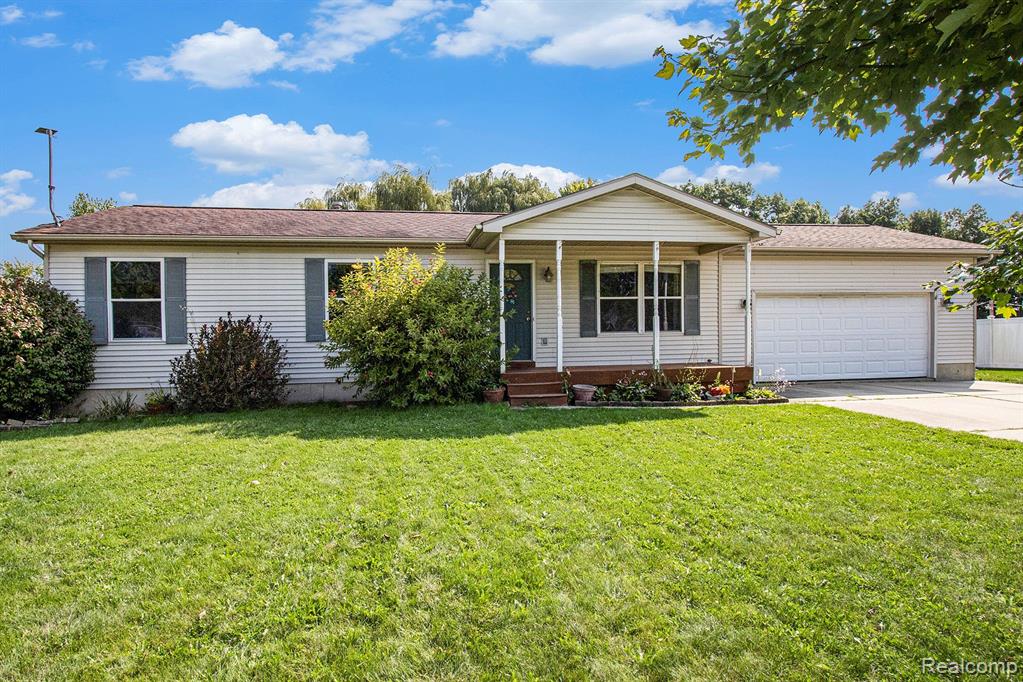 126 WALKER Drive, Morrice, MI 48857 — Photo 3