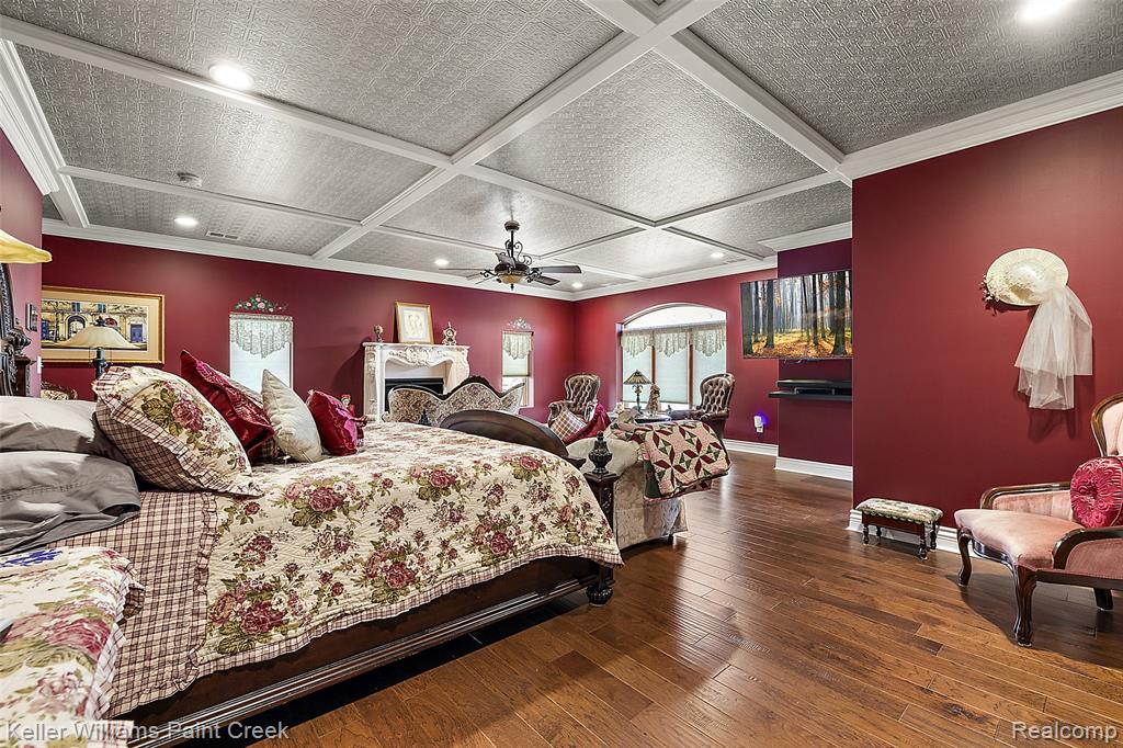 328 S Broadway Street, Lake Orion, MI 48362 — Photo 70