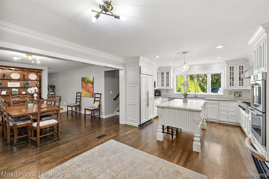 692 Bennington Drive, Bloomfield Hills, MI 48304 — Photo 8