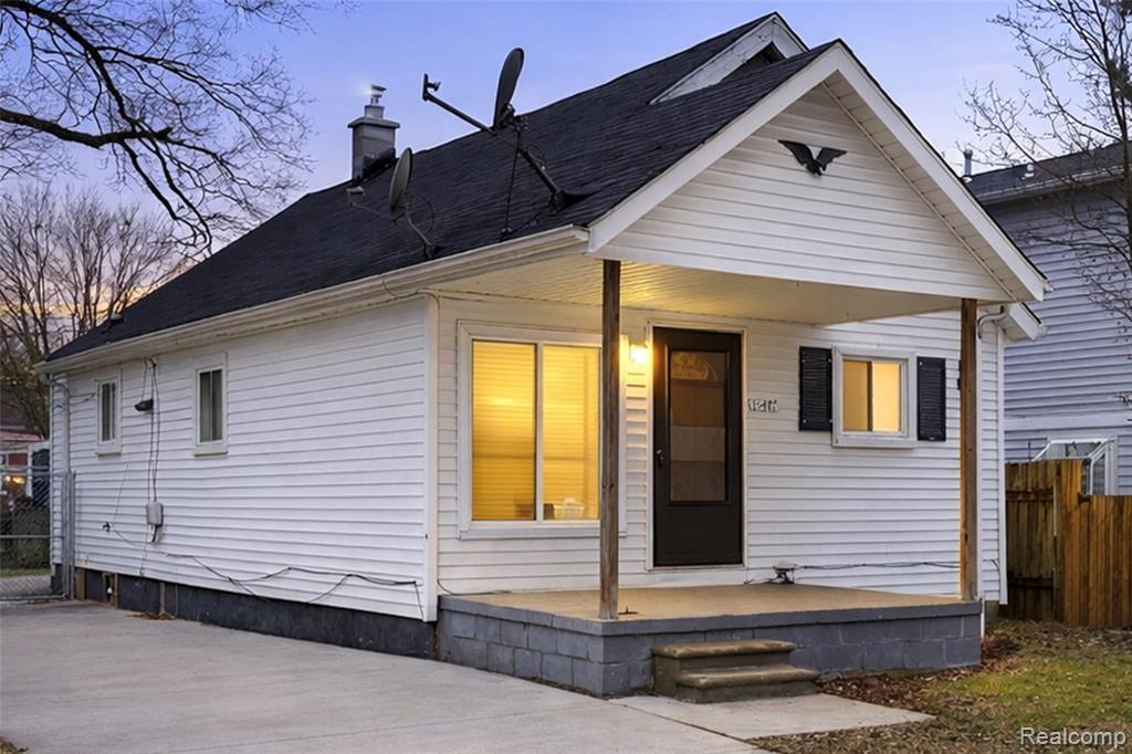 15477 WINSTON, Redford, MI 48239 — Photo 2