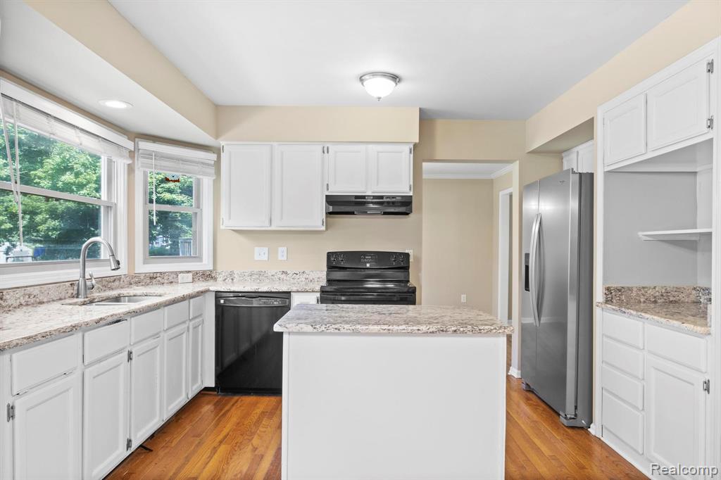 1709 Weyhill Drive, Wixom, MI 48393 — Photo 10