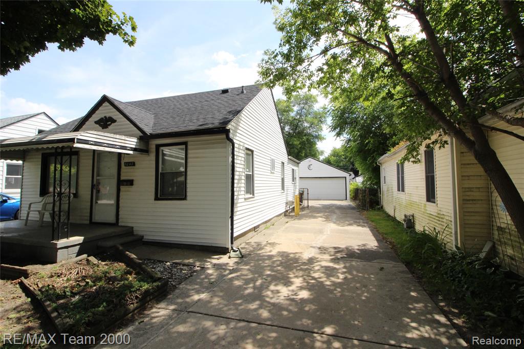 5847 WEDDEL Street, Taylor, MI — Photo 3