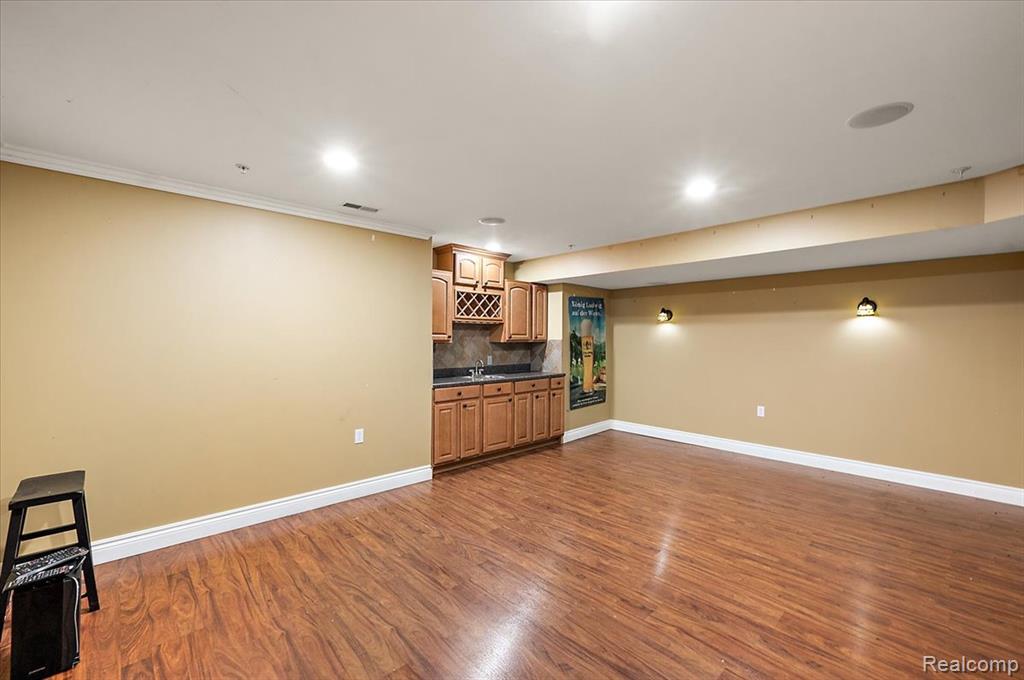 3875 Andover Avenue, Auburn Hills, MI 48326 — Photo 33