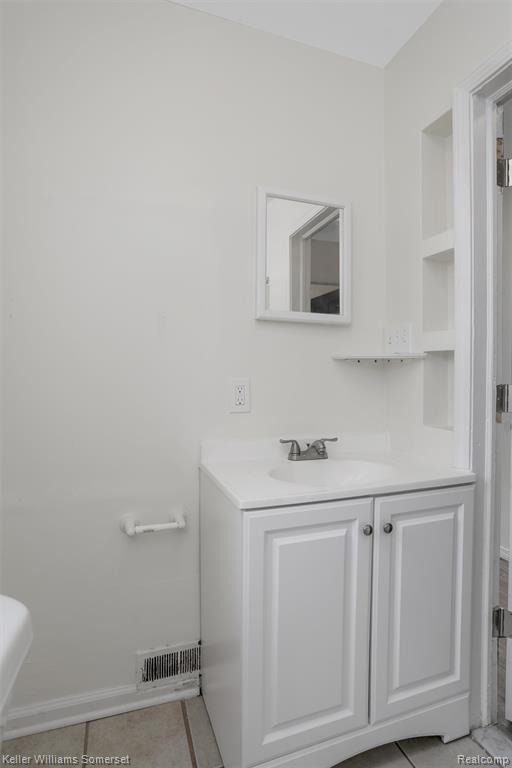 664 Emerson Avenue, Pontiac, MI 48340 — Photo 12