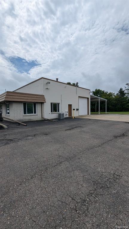 5388 S SAGINAW Road, Grand Blanc, MI 48507 — Photo 9