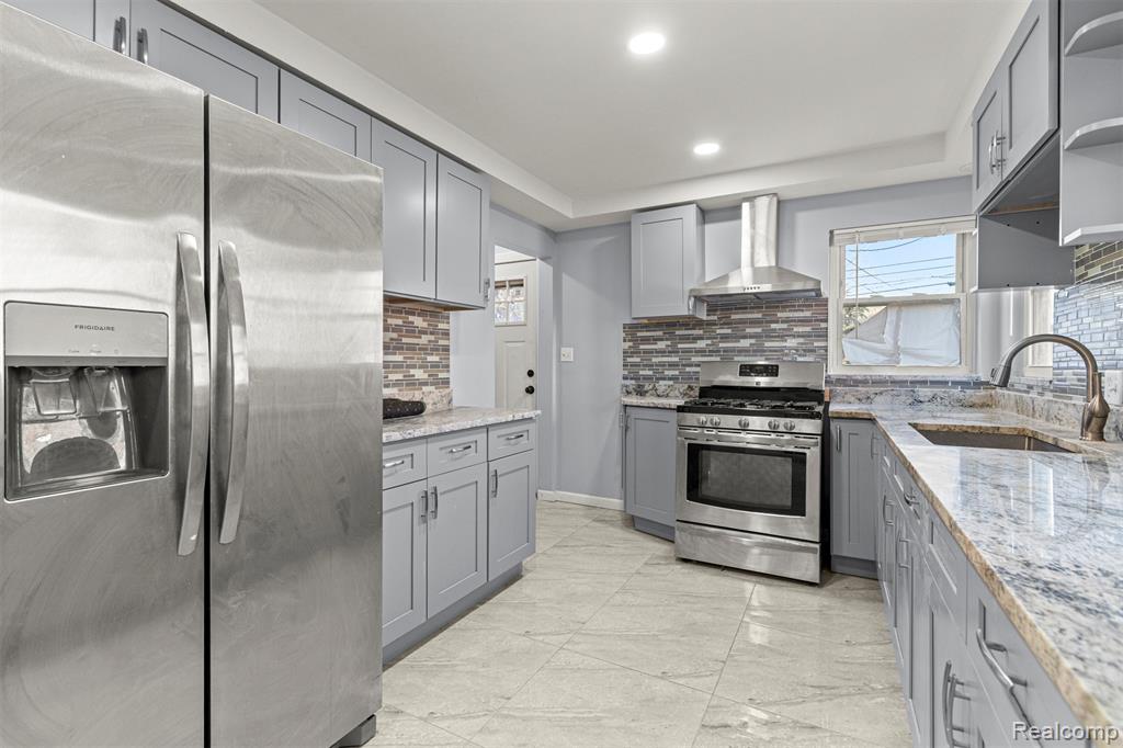 9319 Merriman Road, Livonia, MI 48150 — Photo 12