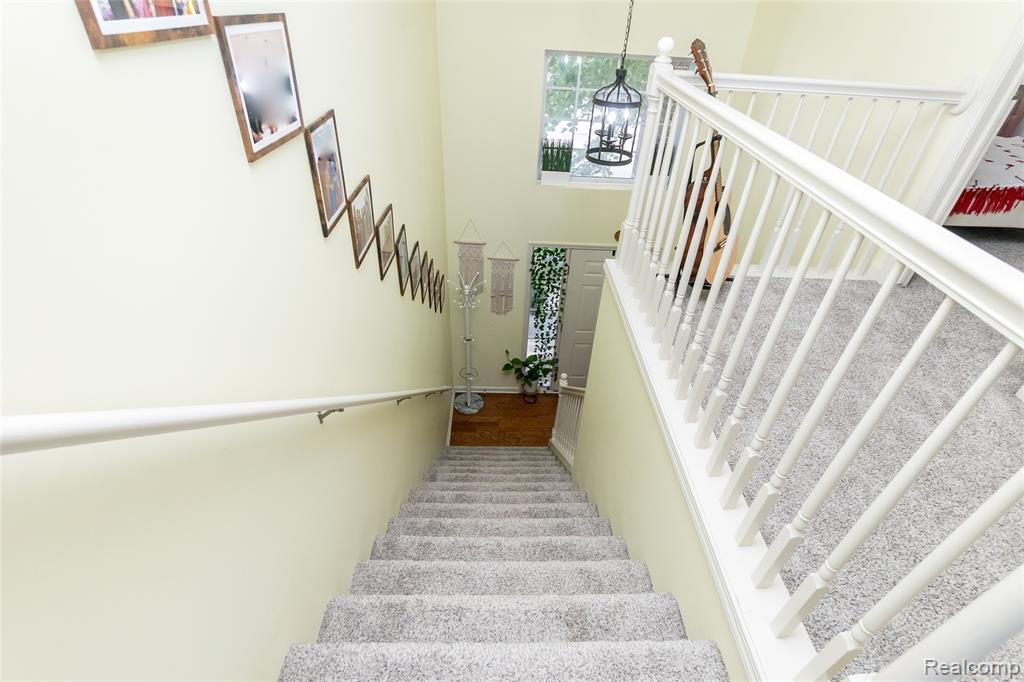 51224 Luke Lane, Novi, MI — Photo 22