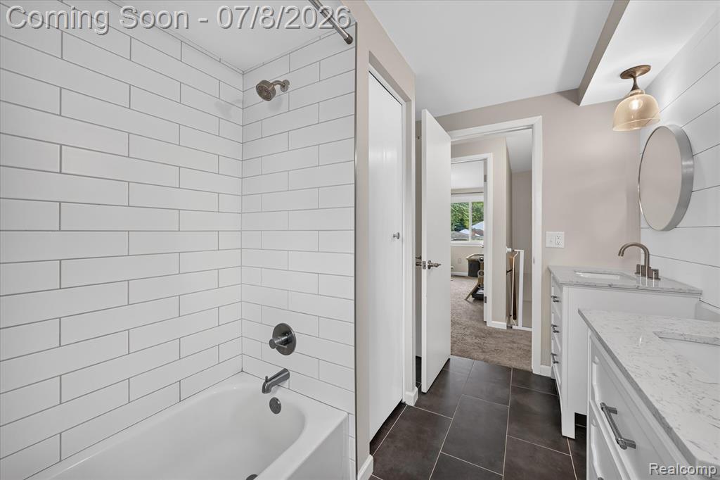 53962 Kirk Court, New Baltimore, MI 48047 — Photo 24