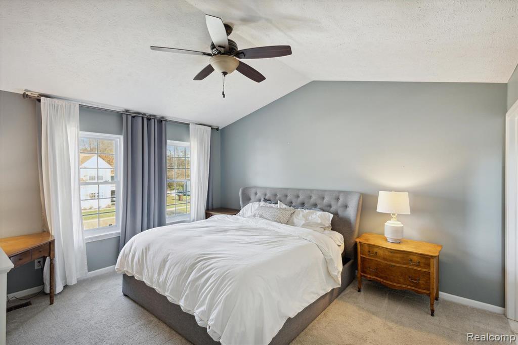 826 CRICKET Crossing, Pinckney, MI 48169 — Photo 16