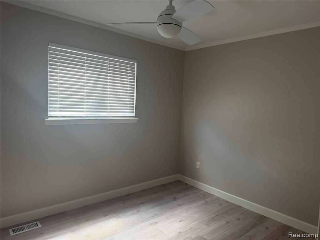 934 Harvard Road, Berkley, MI 48072 — Photo 16