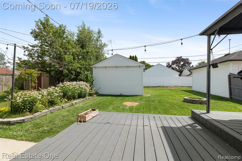 483 Kings Highway, Wyandotte, MI 48192 — Photo 22